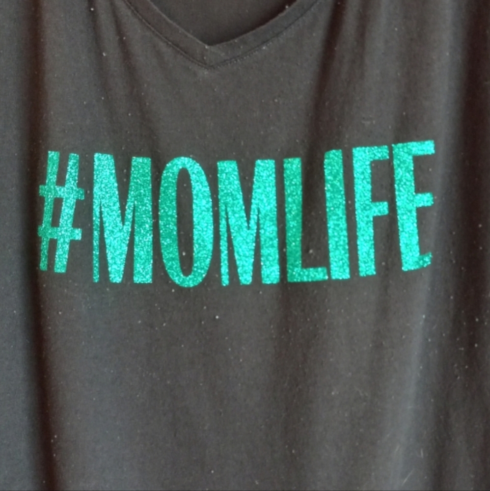 🐮 🐄 #momlife Short Sleeve T-Shirt